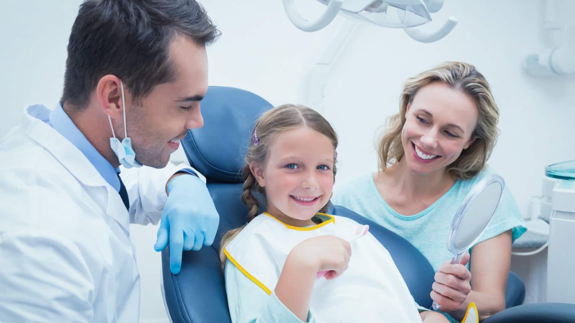 Tips Before Selecting a Family Dentist